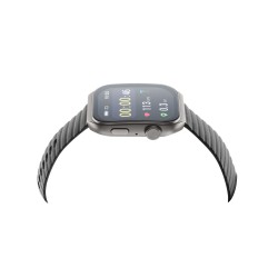 Smartwatch Cellularline con display AMOLED da 1,96", impermeabilità IP68, chiamate Bluetooth e autonomia fino a 5 giorni. Stile 